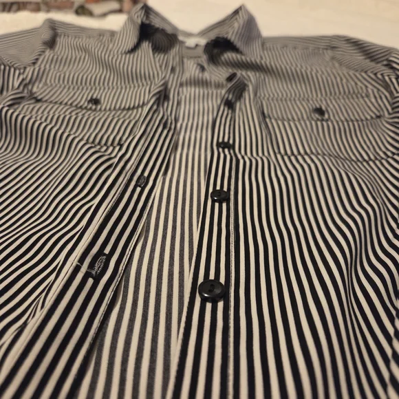 Notations Academia Black and White Striped Women's Button Down Shirt Old Money - Picture 4 of 8